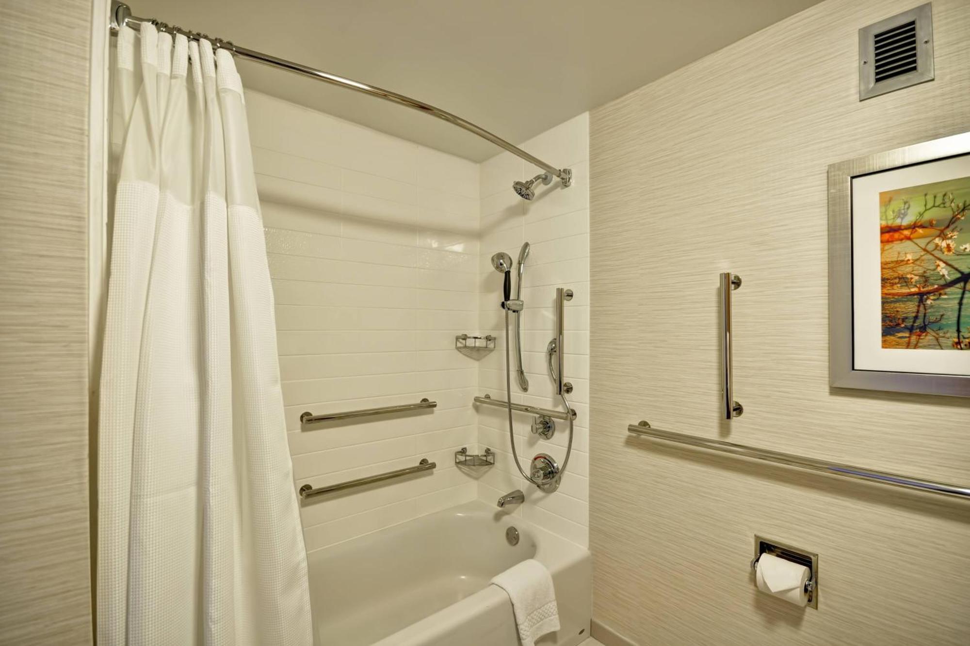 Fairfield Inn & Suites By Marriott Atlanta Vinings/Galleria Смирна Екстериор снимка
